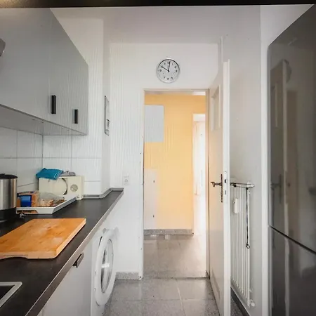 Appartament Frankfurkt Am Main شقة *